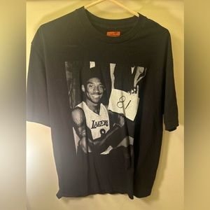Kobe Bryant 81 Point Game x Wilt Chamberlain 100 Point Game Collab - T Shirt